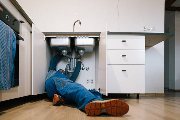 Professional Leak Detection technician working in Bergenfield, NJ